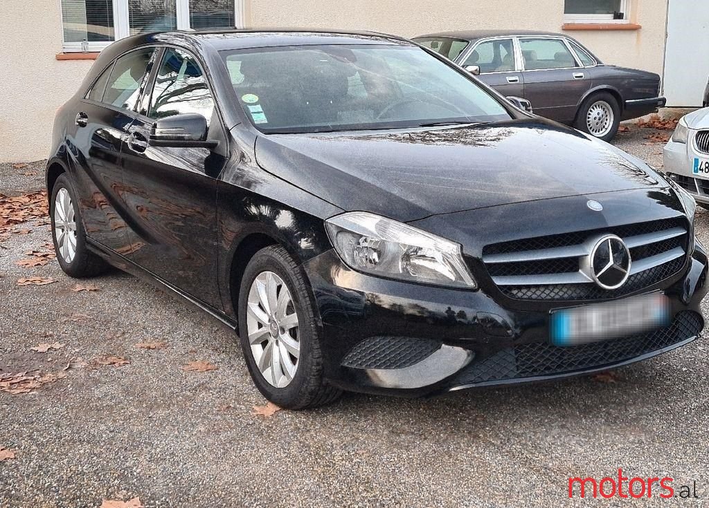 2016' Mercedes-Benz A 180 photo #2
