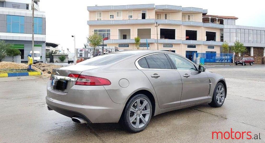 2010' Jaguar XF photo #1