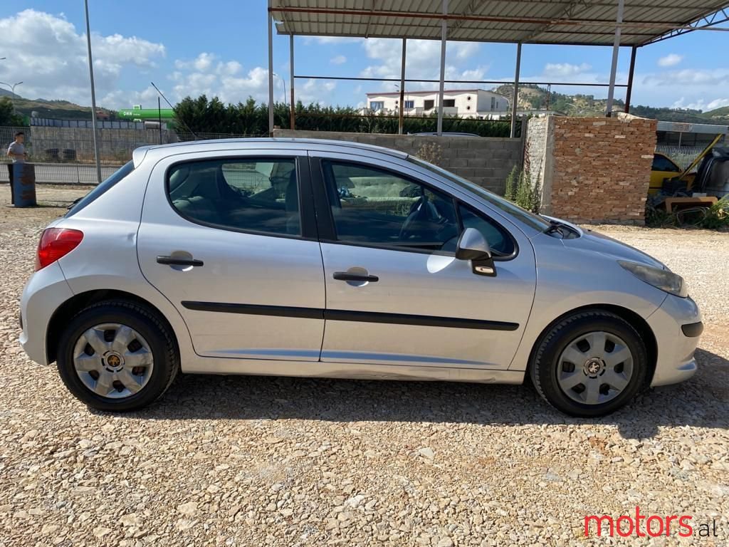 2007' Peugeot 207 photo #2