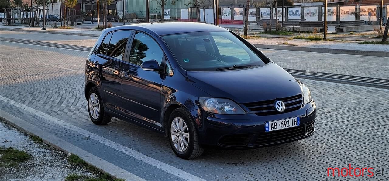 2006' Volkswagen Golf Plus photo #4