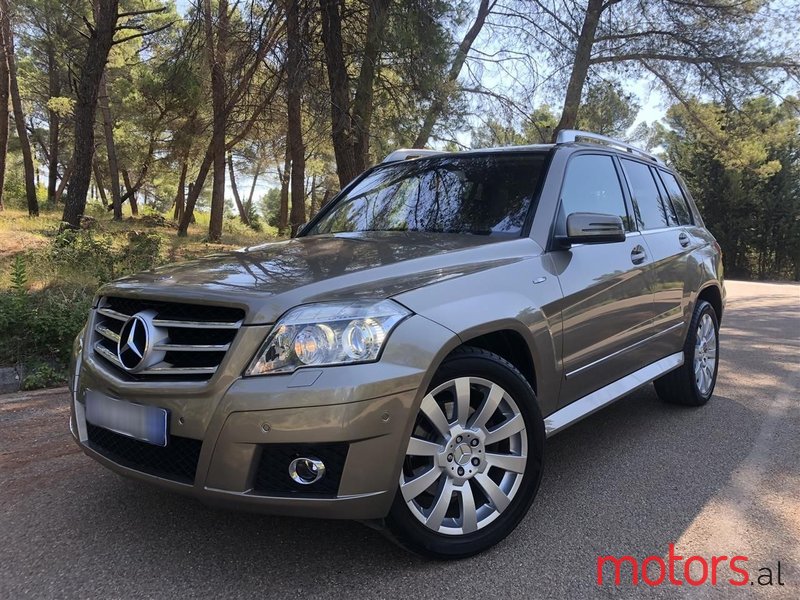 2010' Mercedes-Benz GLK 220 photo #5