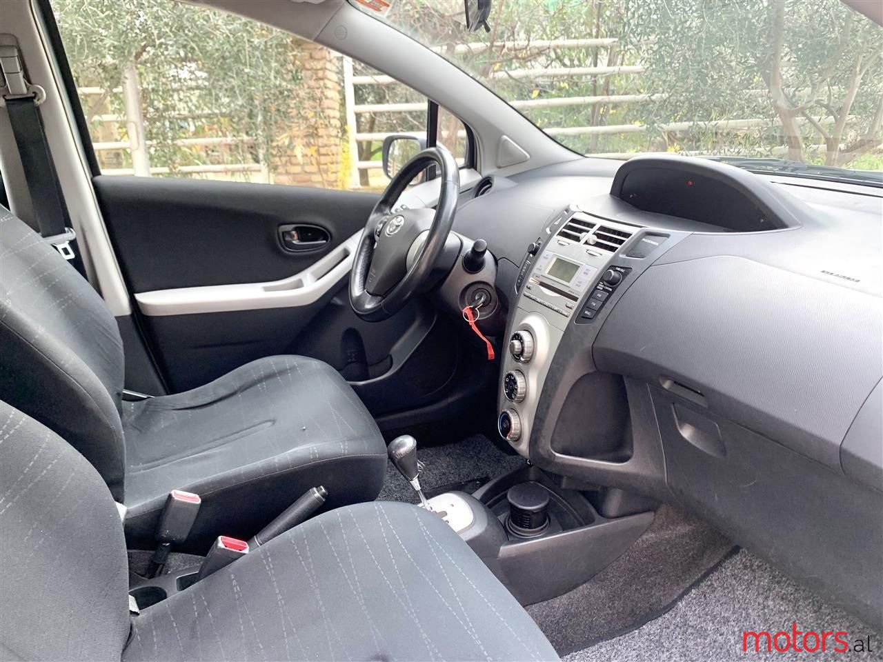 2007' Toyota Yaris photo #5