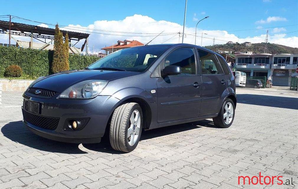 2007' Ford Fiesta photo #1