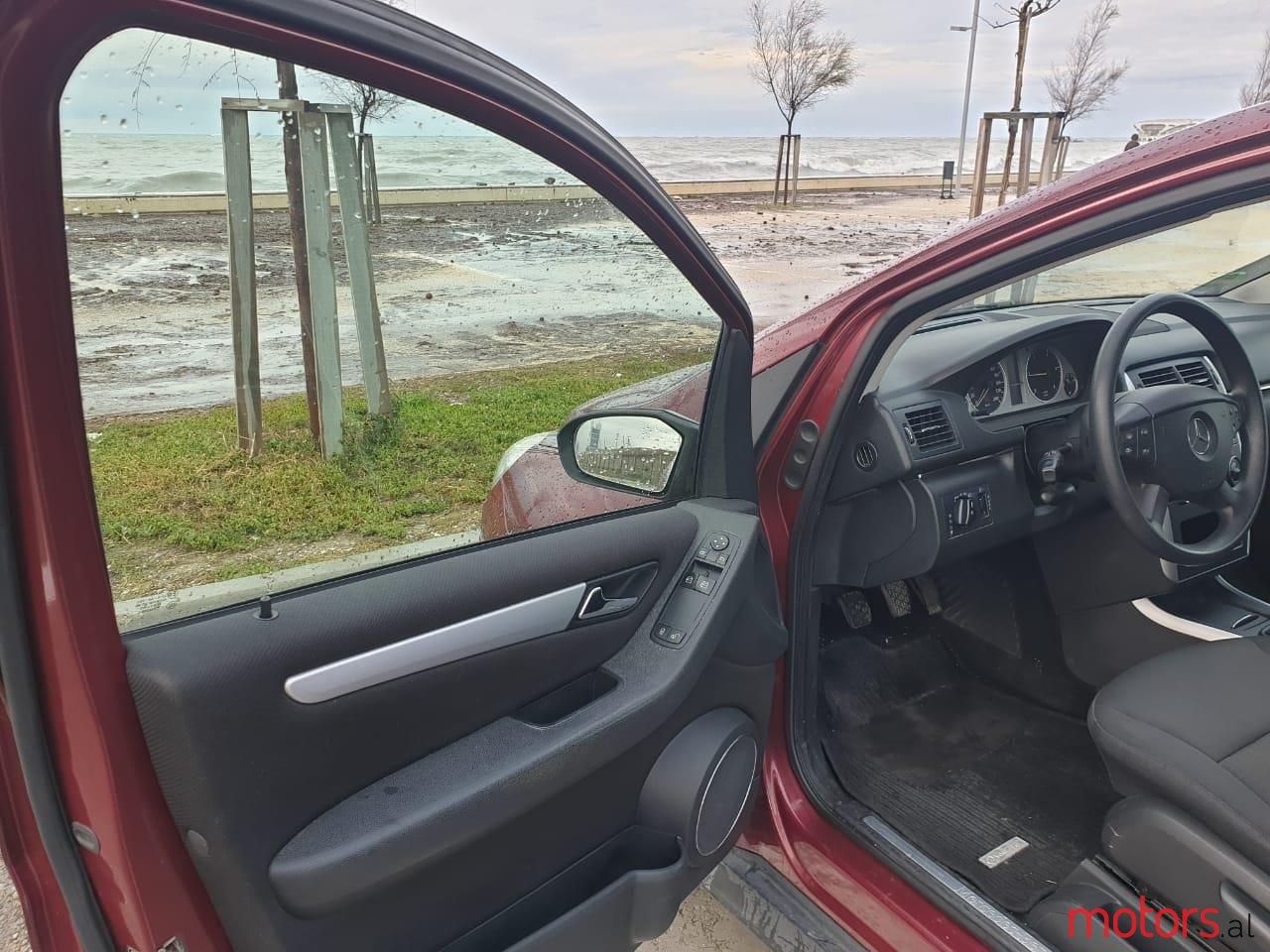 2007' Mercedes-Benz B 180 photo #2