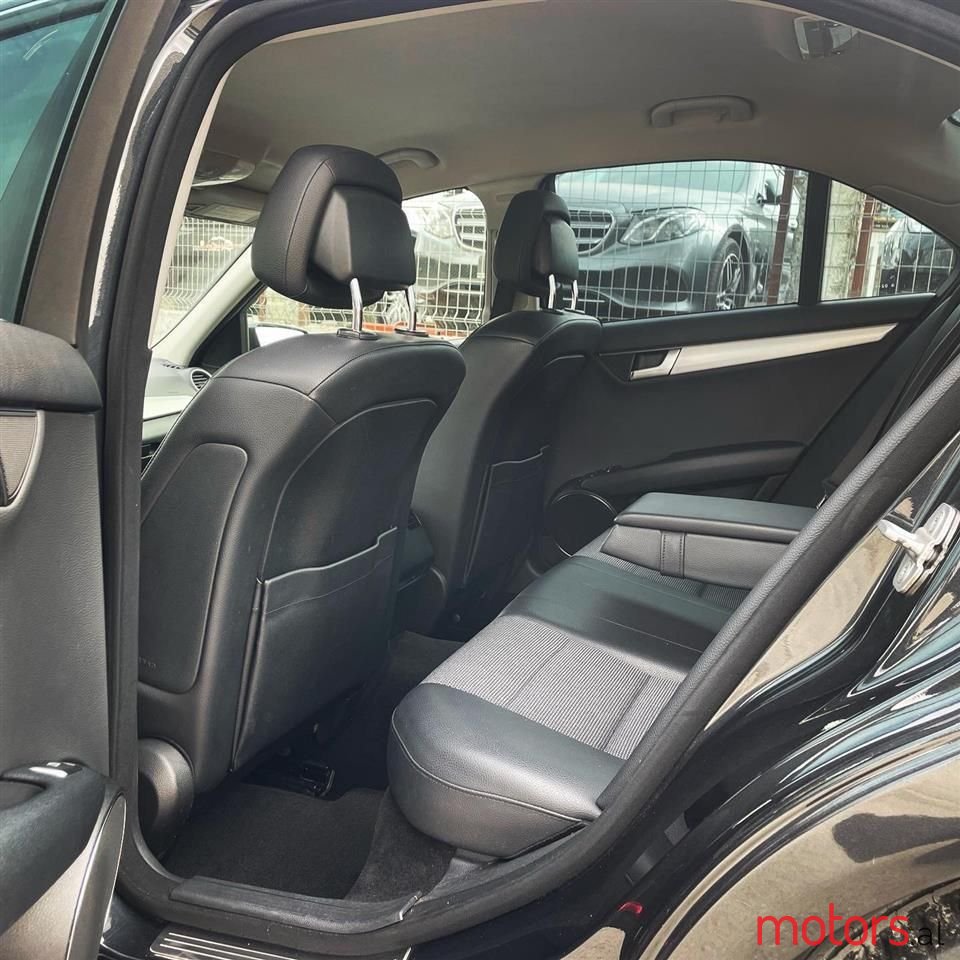 2012' Mercedes-Benz C 200 photo #5