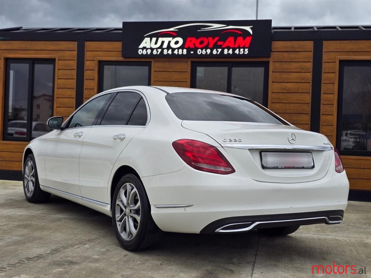 2015' Mercedes-Benz C 220 photo #3