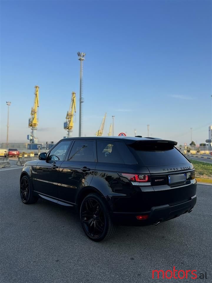 2016' Land Rover Range Rover Sport photo #2