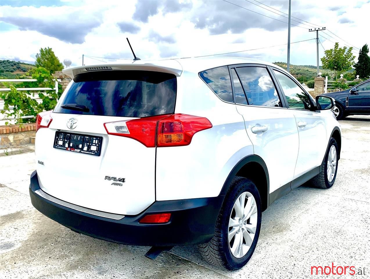 2014' Toyota RAV4 photo #3