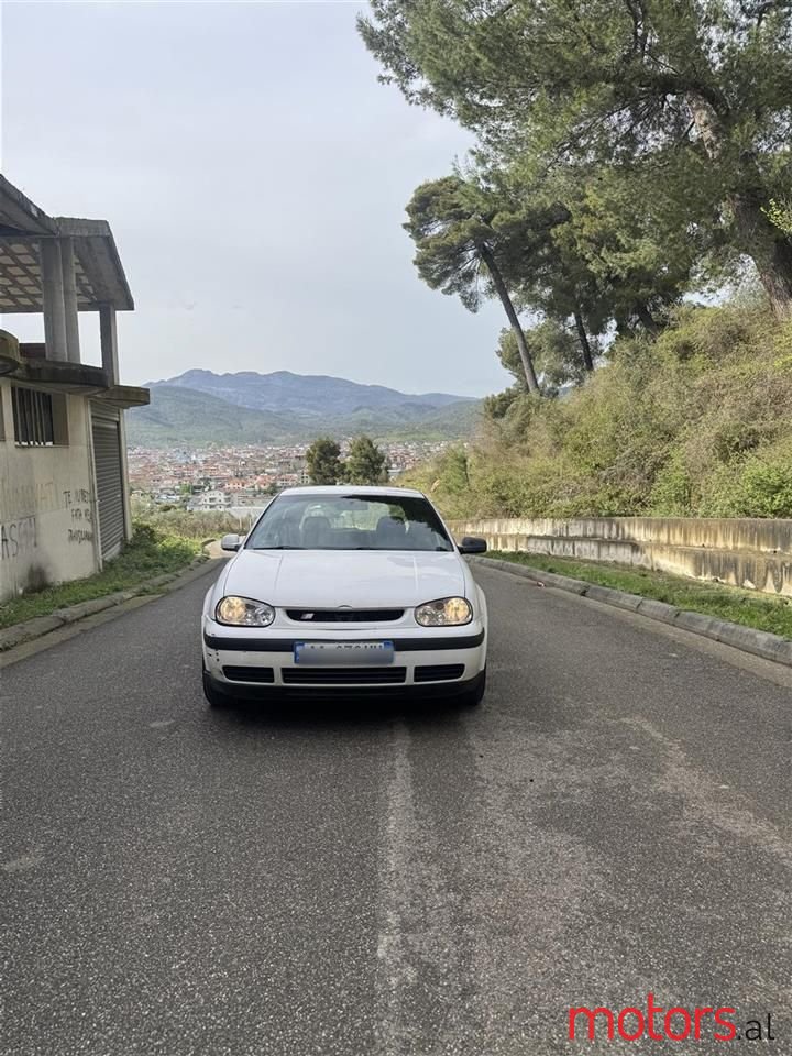 2000' Volkswagen e-Golf photo #3