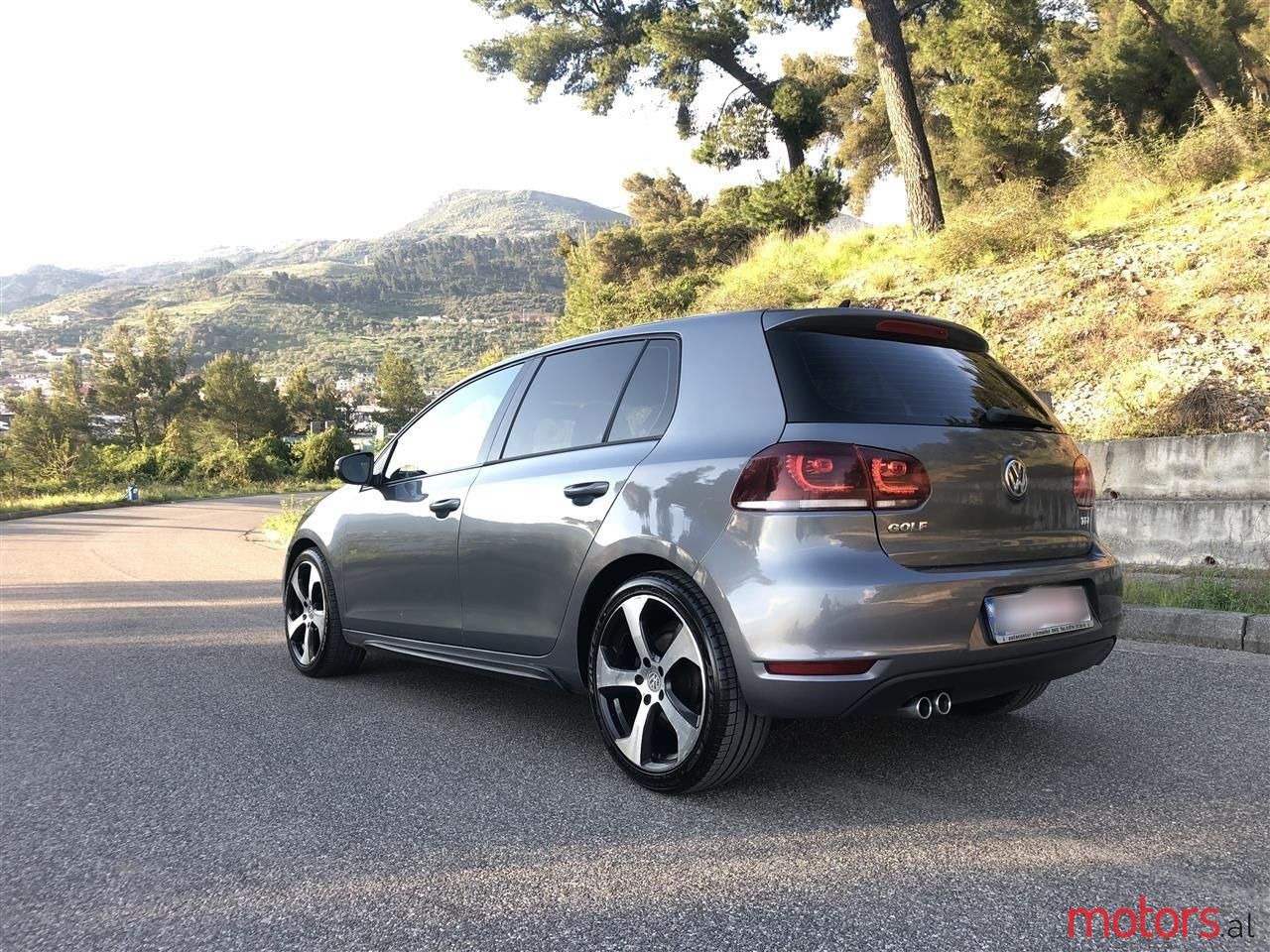 2012' Volkswagen Golf photo #3