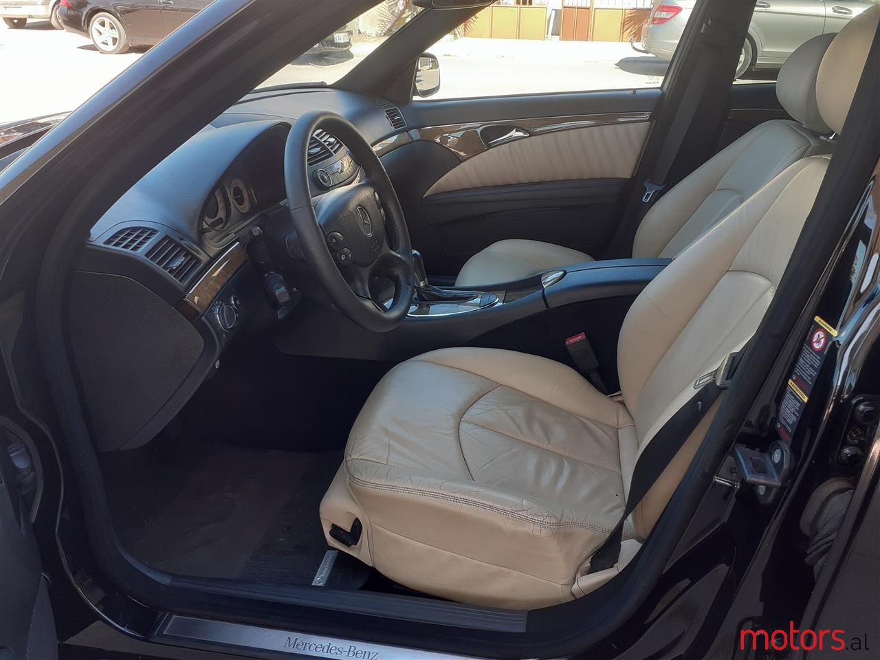 2007' Mercedes-Benz E 320 photo #5