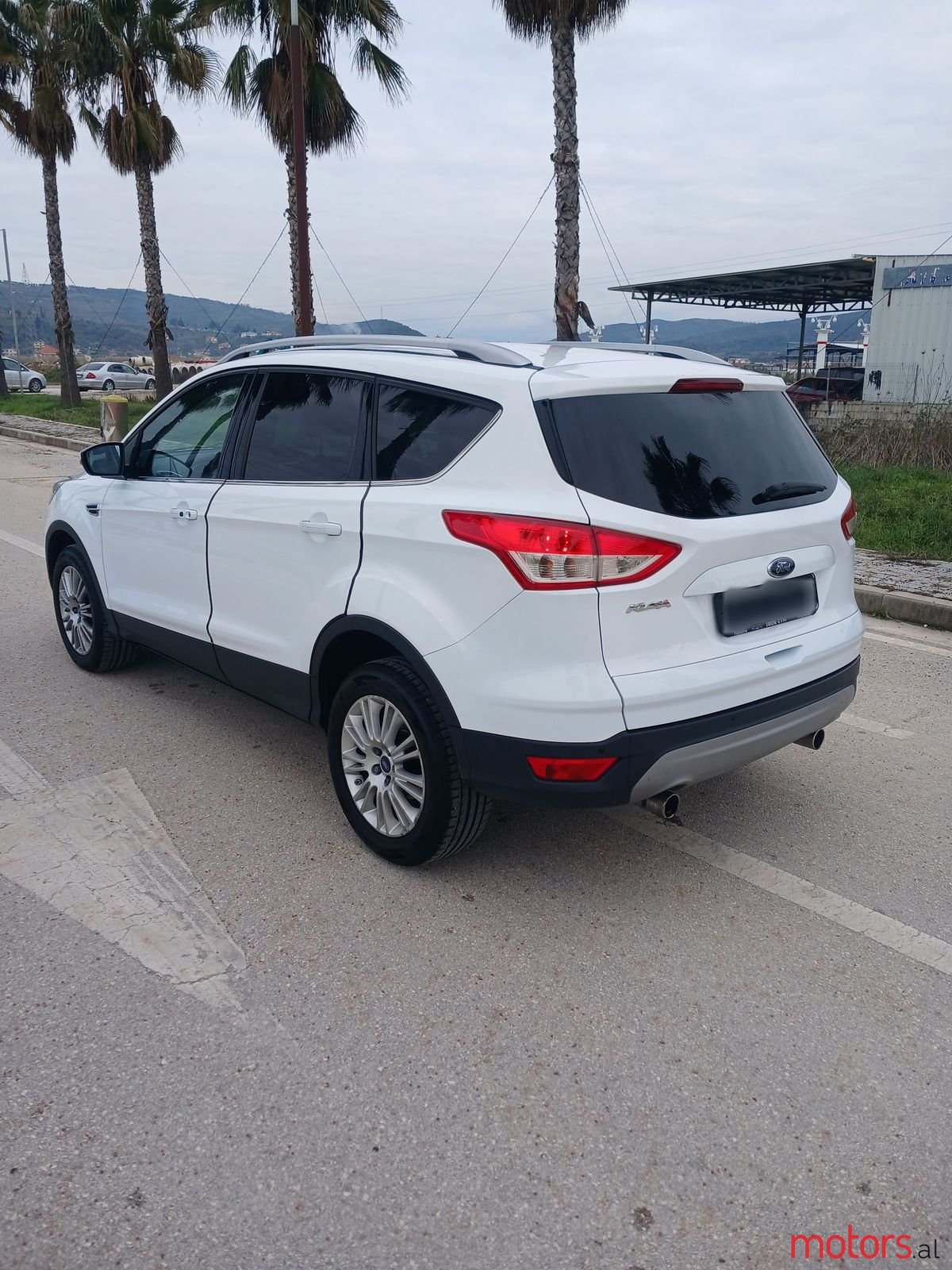 2014' Ford Kuga photo #4