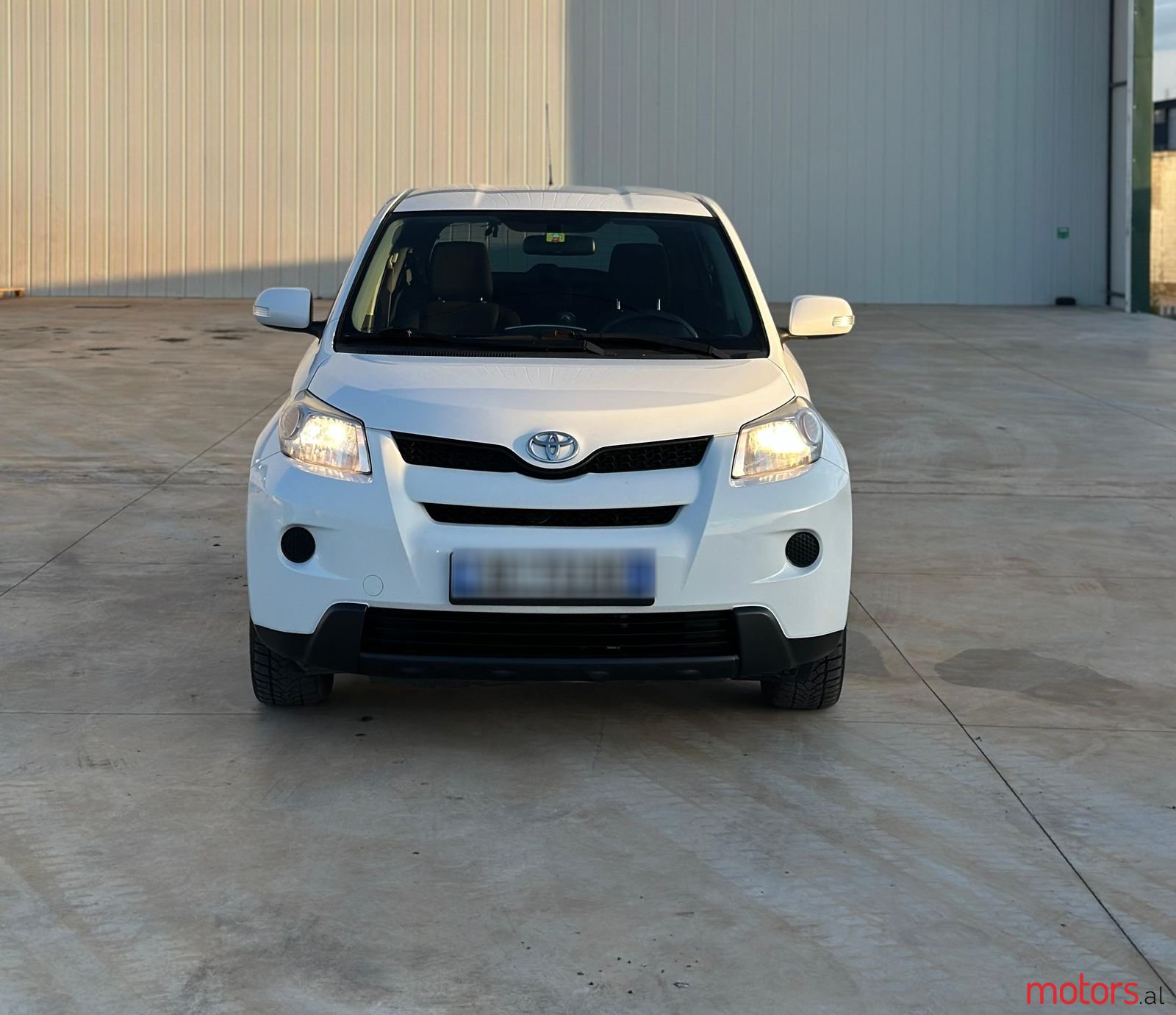 2010' Toyota Urban Cruiser photo #2