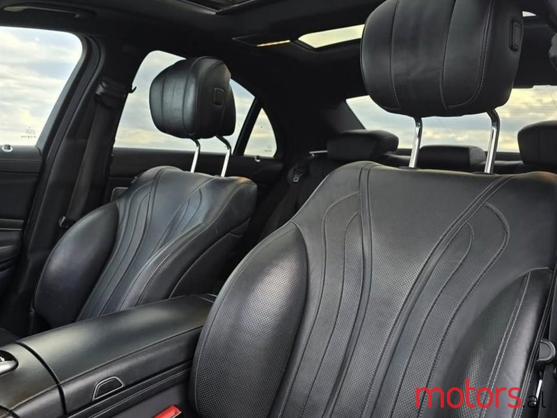 2018' Mercedes-Benz S 400 photo #5