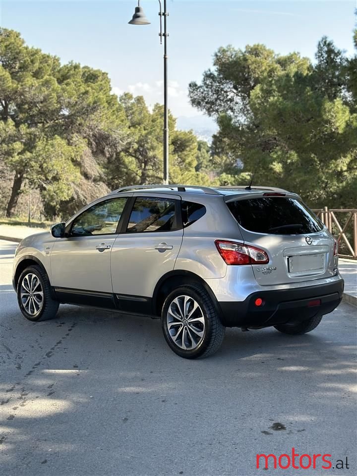 2011' Nissan Qashqai photo #1