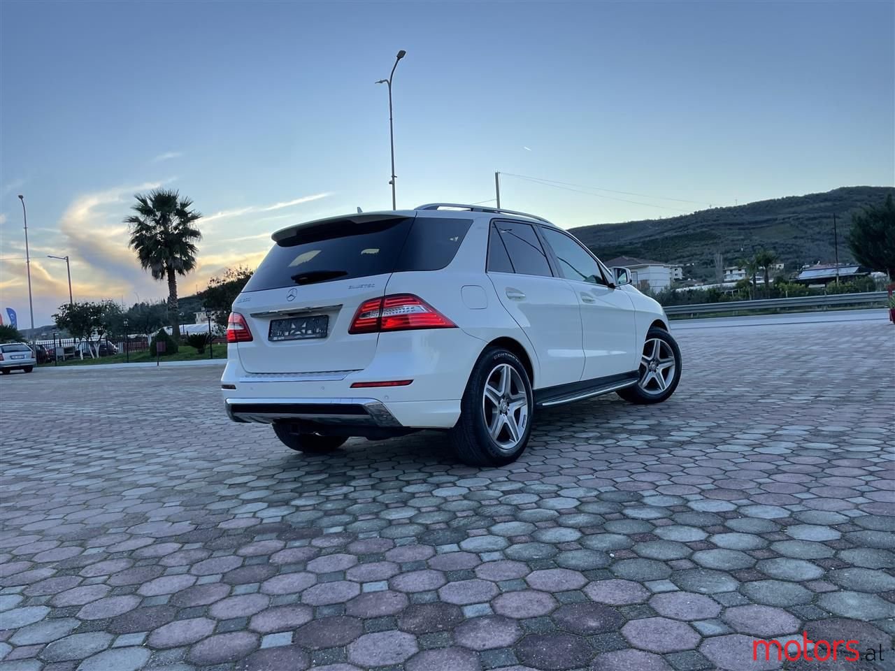 2012' Mercedes-Benz ML 350 photo #4