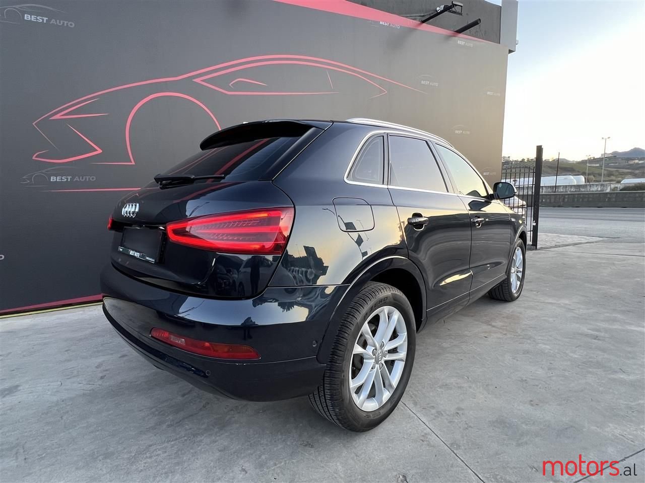 2012' Audi Q3 photo #6