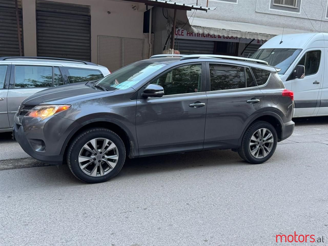 2014' Toyota RAV4 photo #1