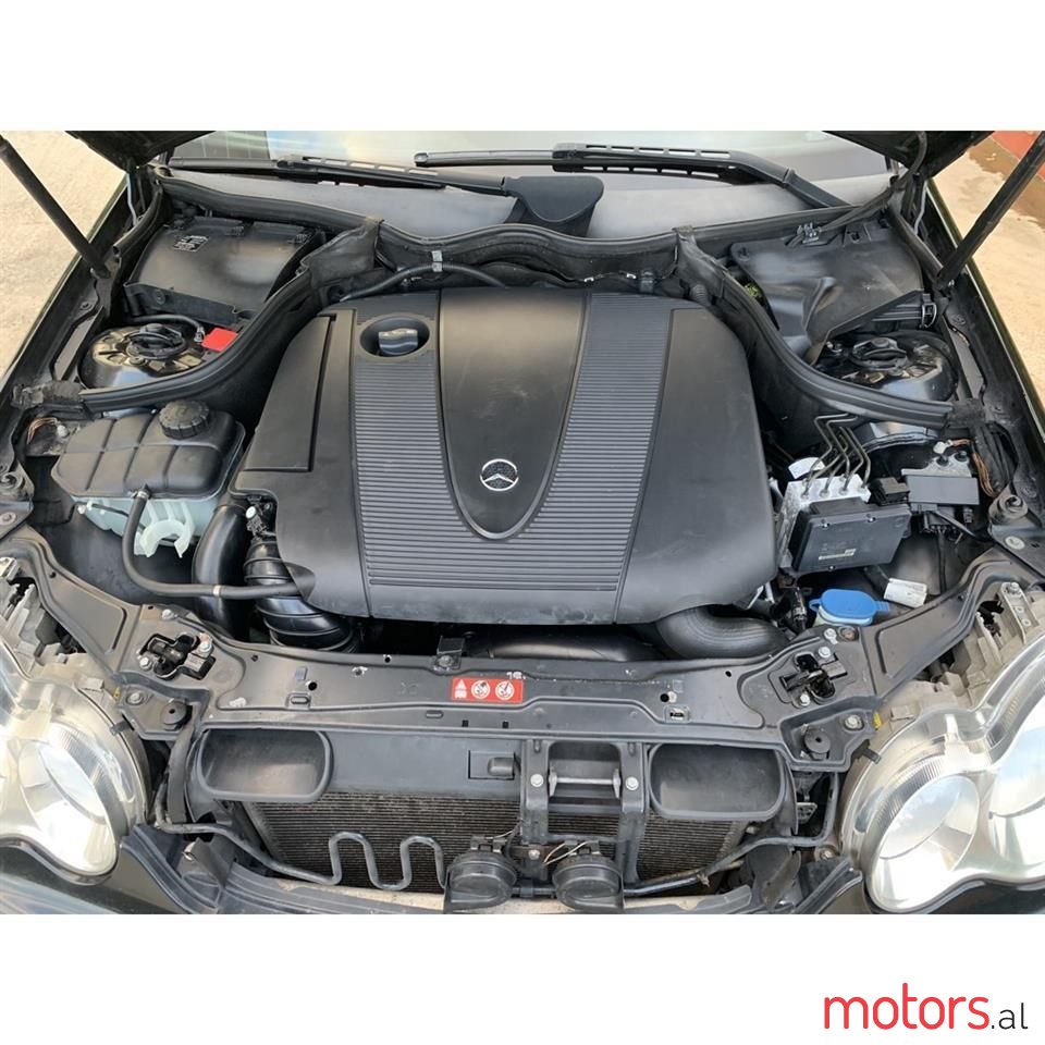 2006' Mercedes-Benz C 220 photo #2