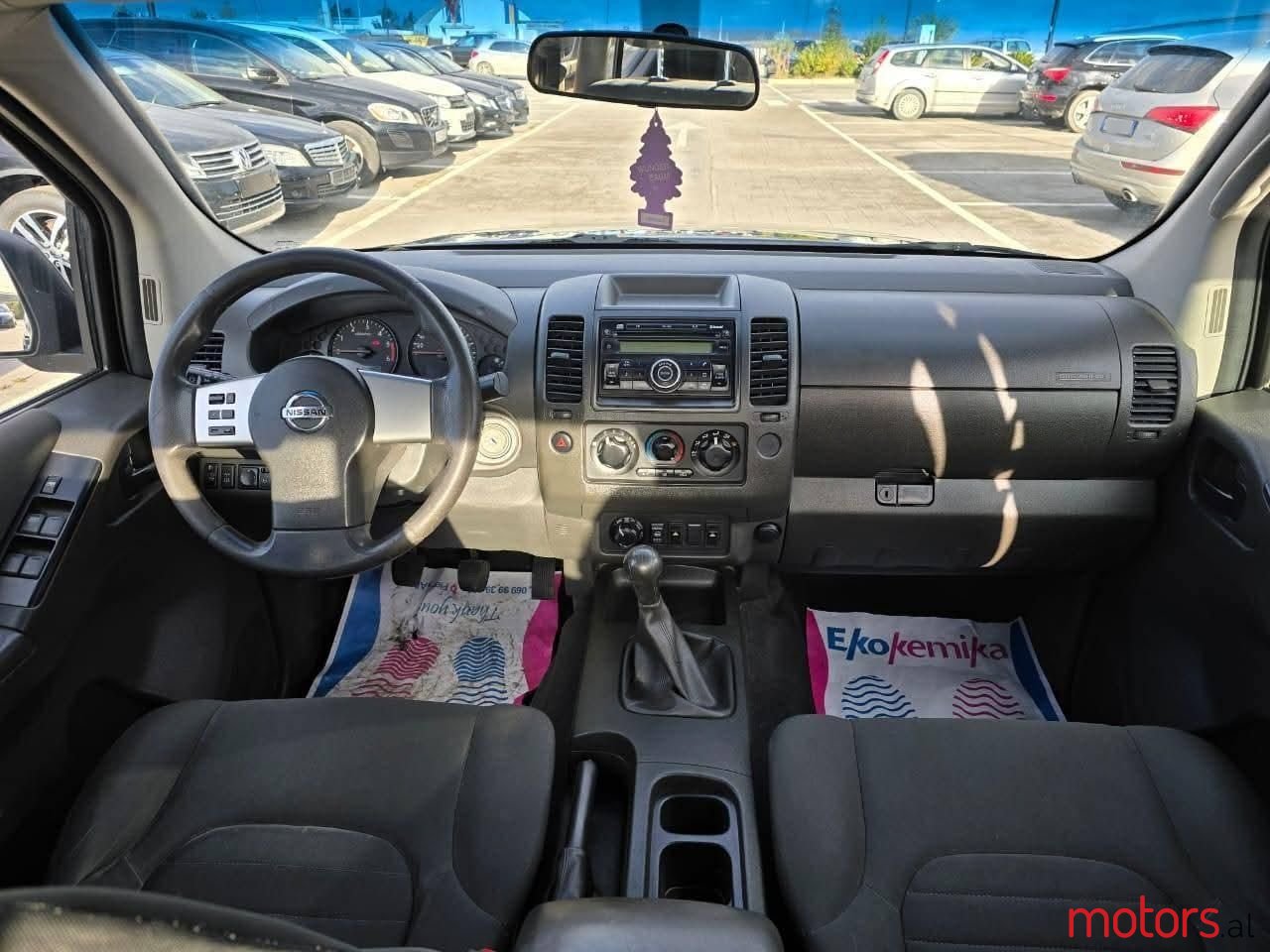 2013' Nissan Navara photo #2