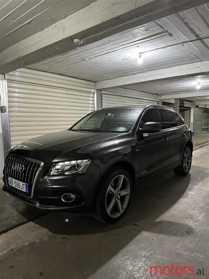 2012' Audi Q5 photo #6