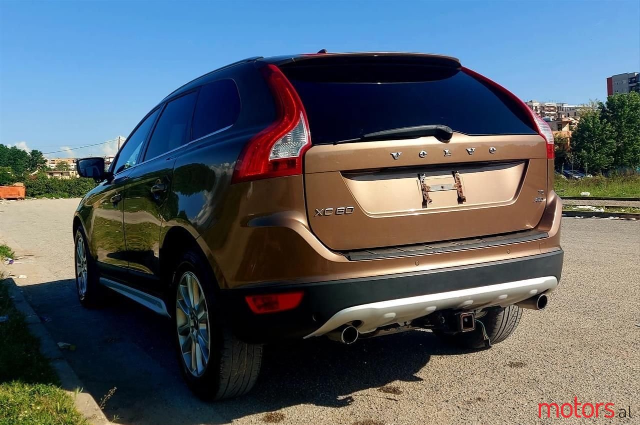 2010' Volvo Xc 60 photo #2