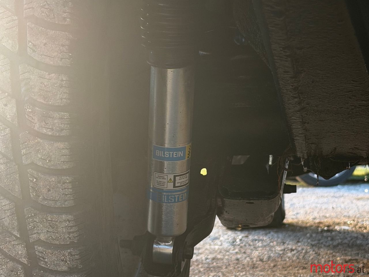 2010' Jeep Grand Cherokee photo #2