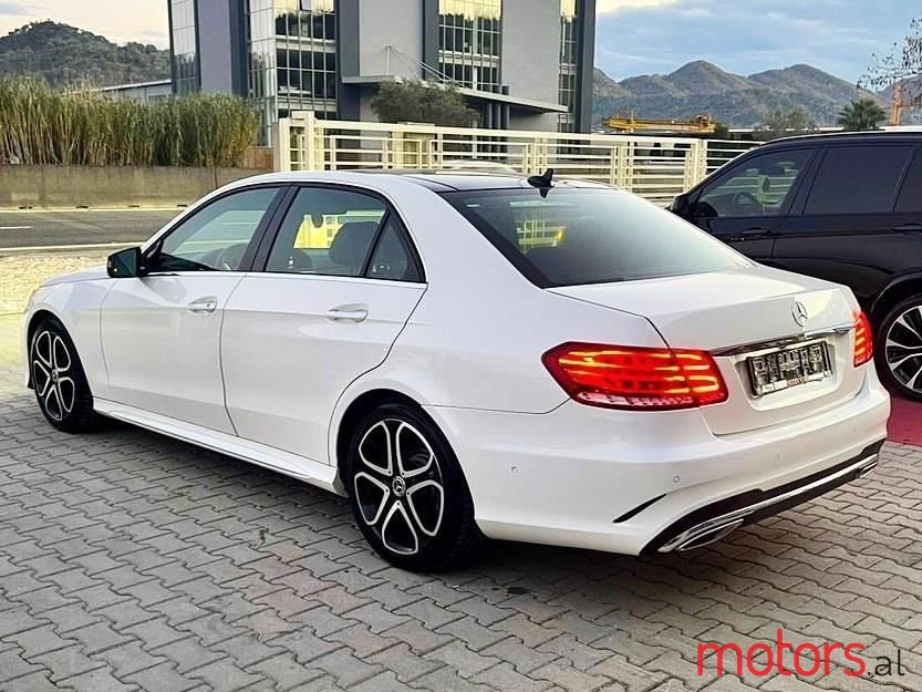 2014' Mercedes-Benz E 250 photo #4