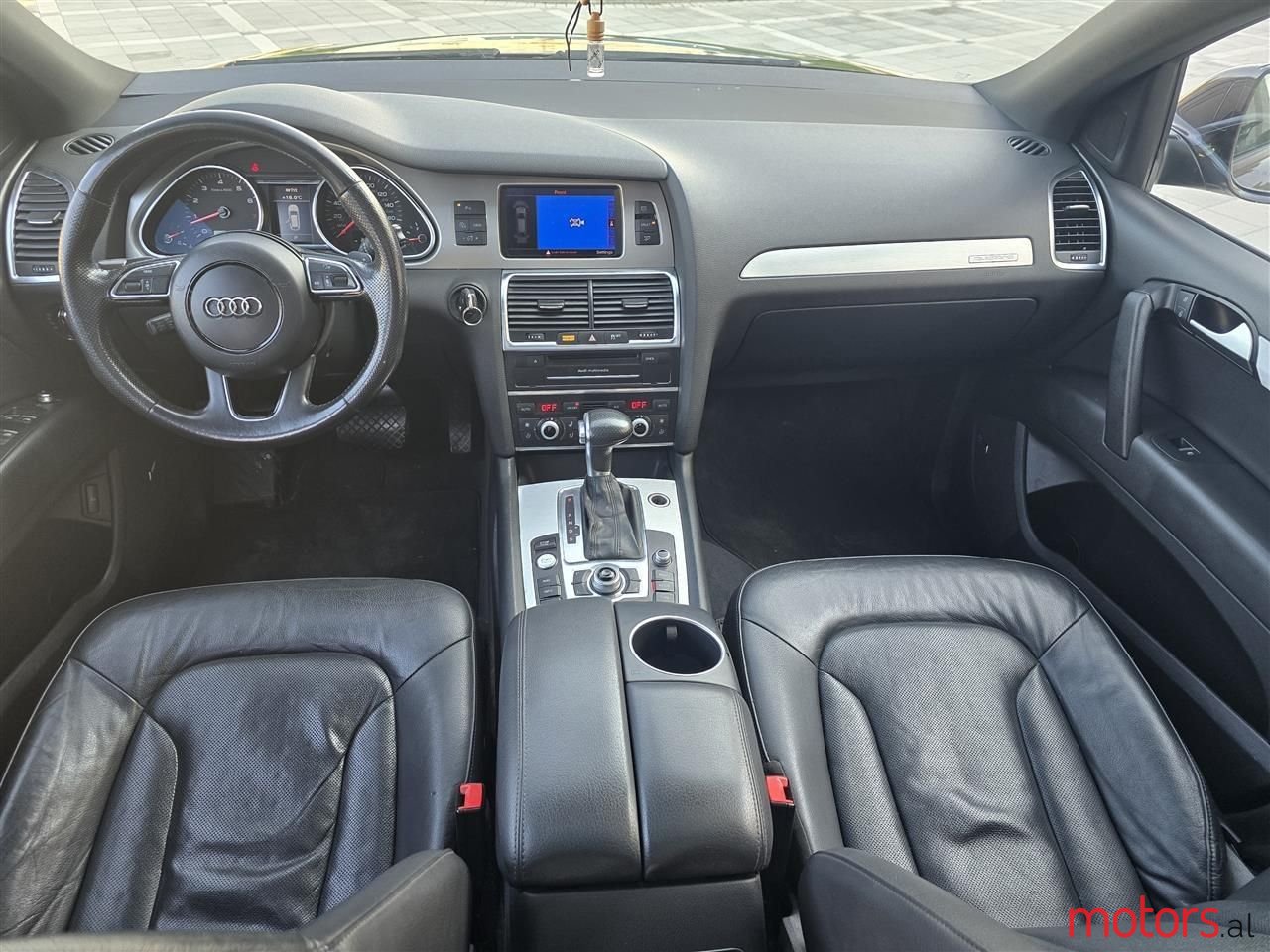 2011' Audi Q7 photo #5