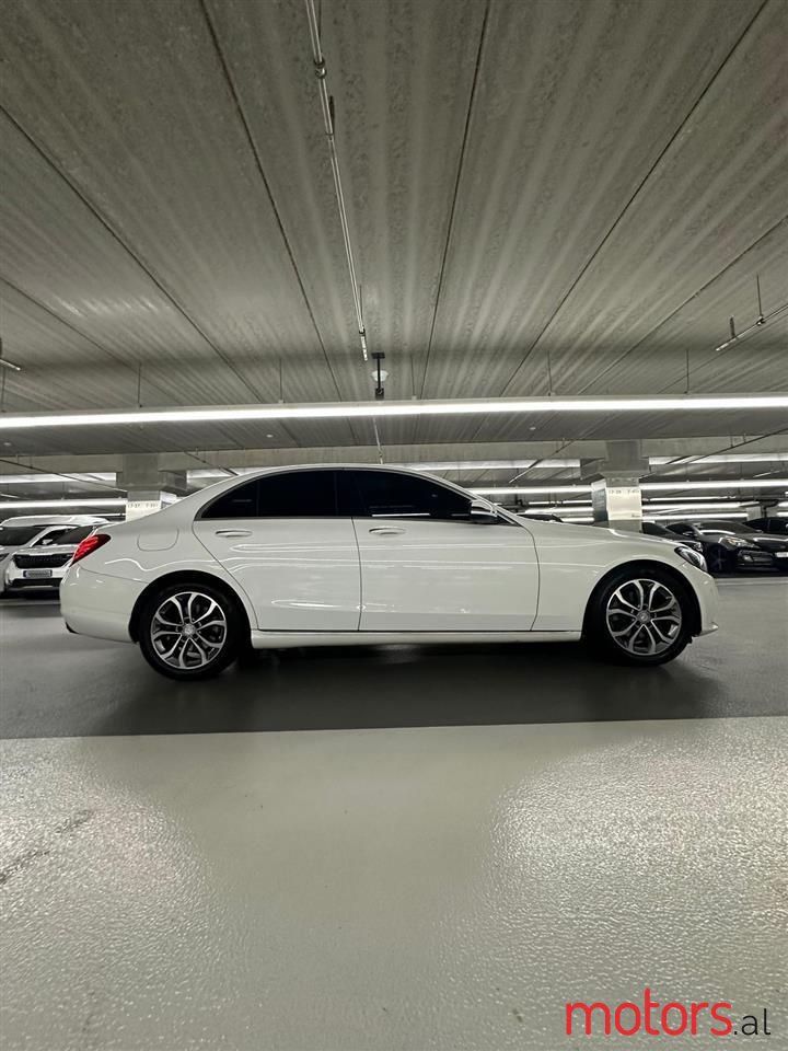 2017' Mercedes-Benz C 220 photo #3