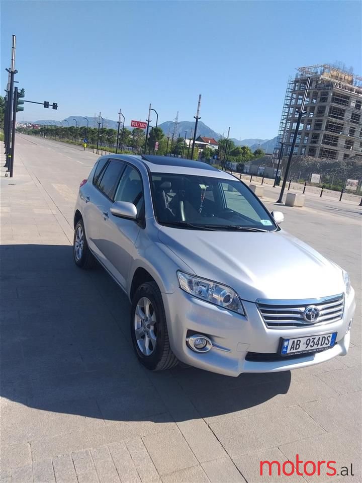 2010' Toyota RAV4 photo #2