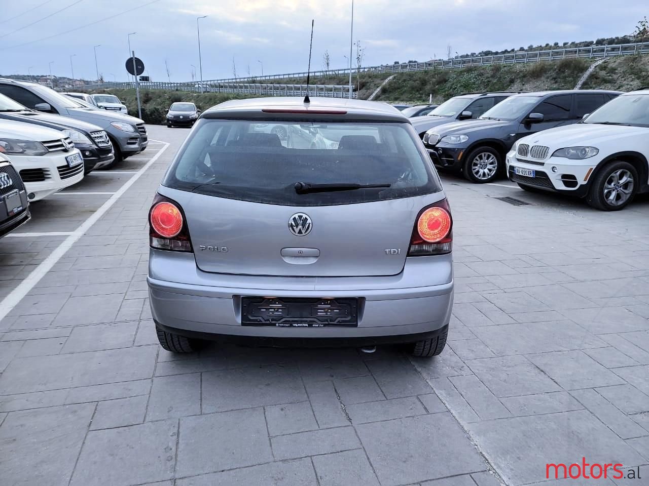 2006' Volkswagen Polo photo #2