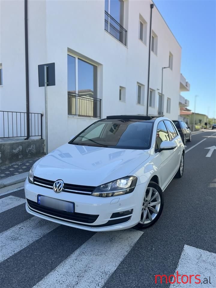 2015' Volkswagen Golf photo #2