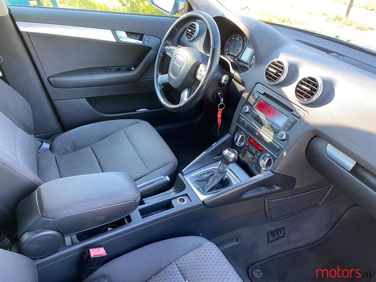 2011' Audi A3 photo #3