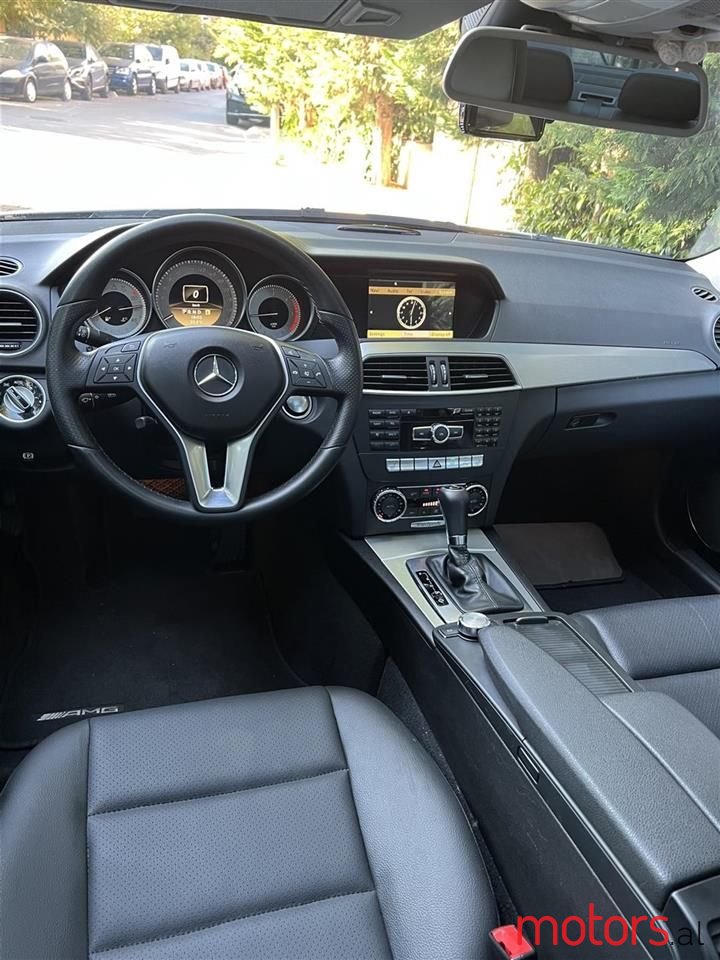 2012' Mercedes-Benz C 220 photo #4