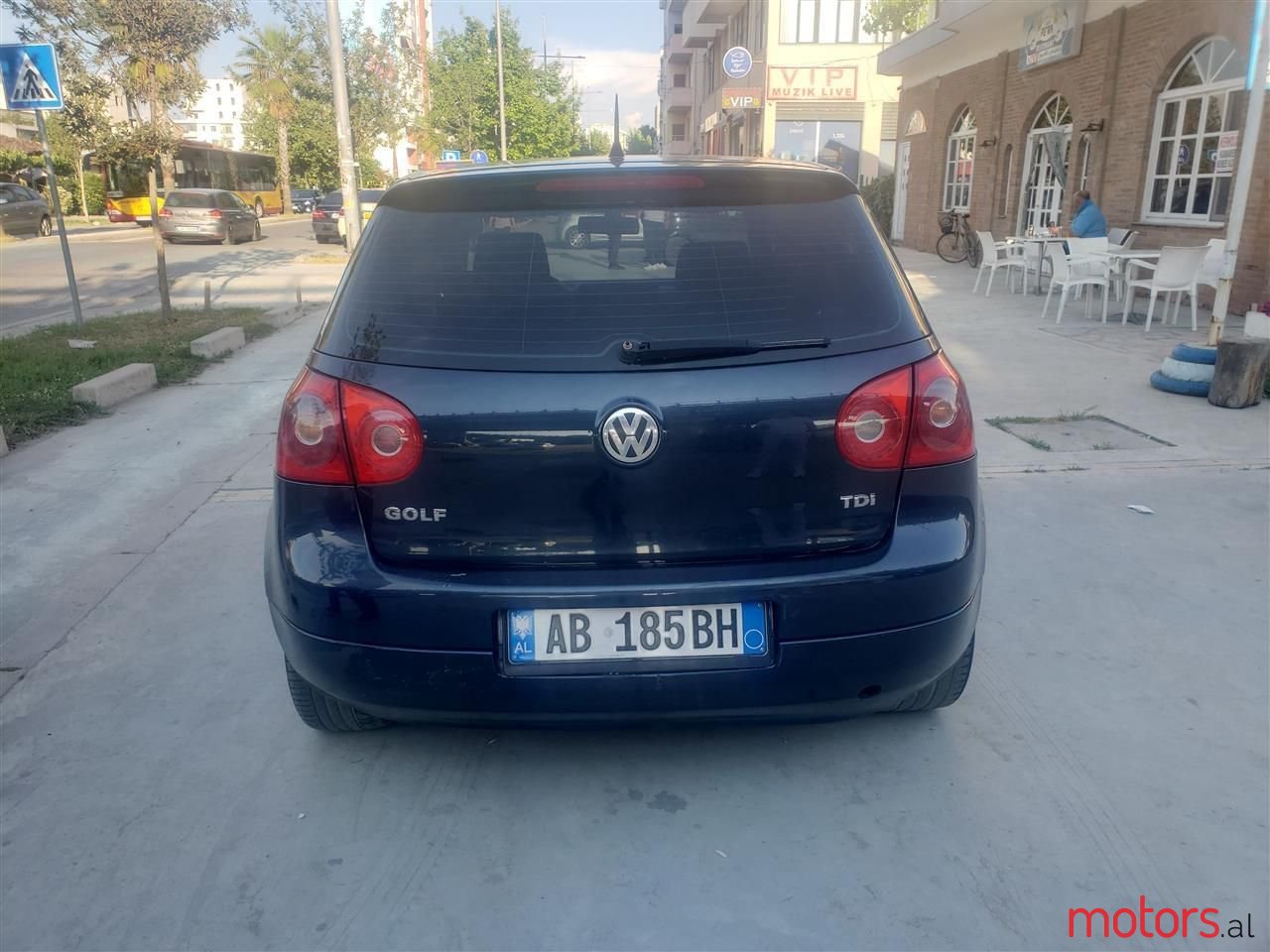 2005' Volkswagen Golf photo #4