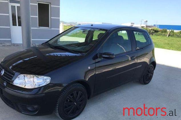 2005' Fiat Punto photo #1