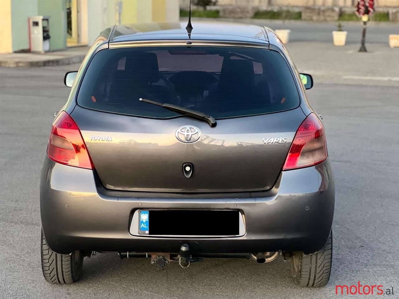 2009' Toyota Yaris photo #2