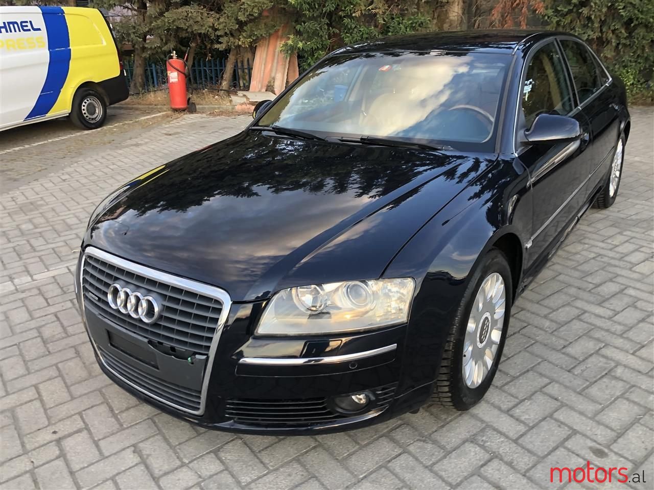 2005' Audi A8 photo #1