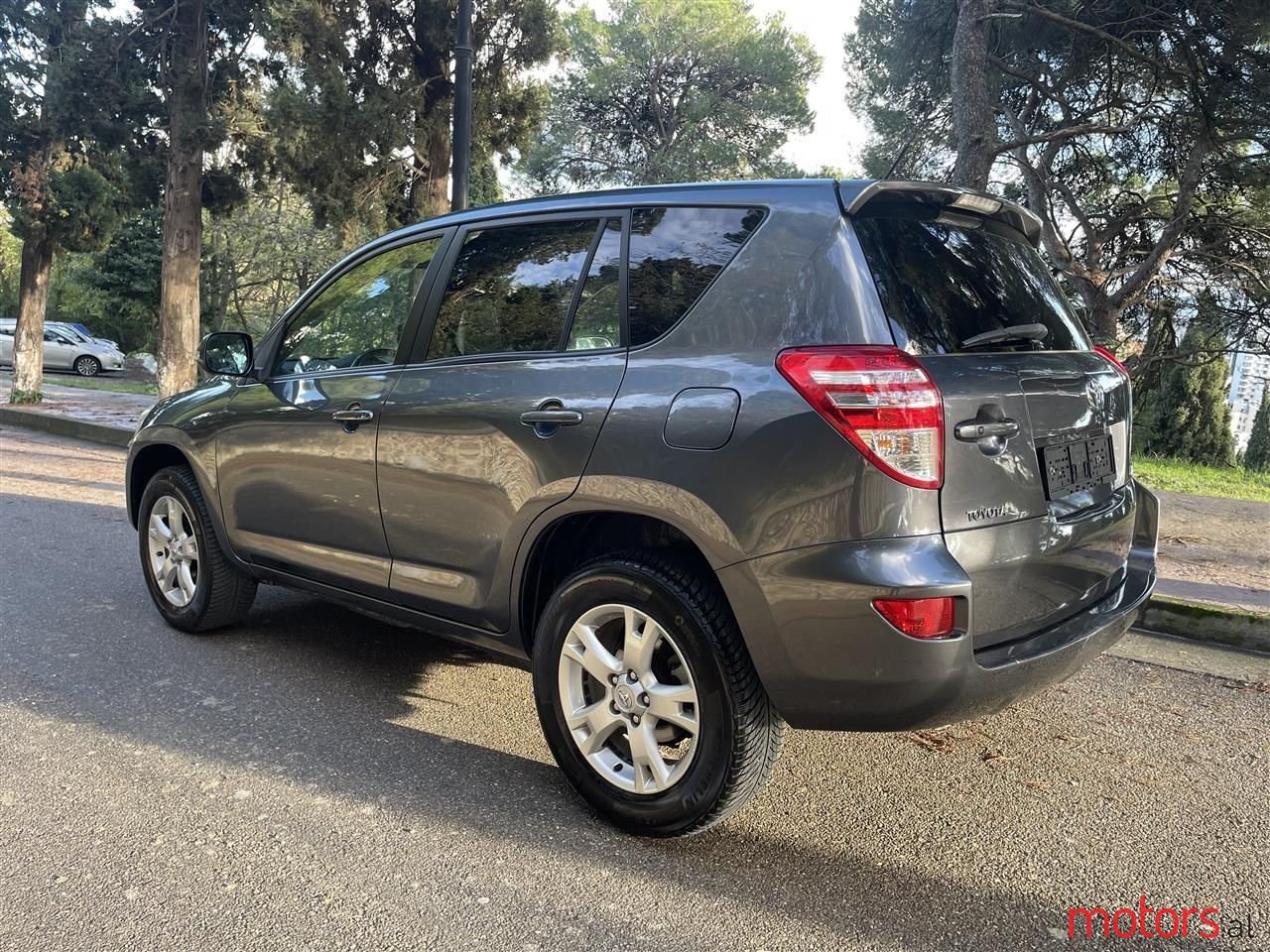 2009' Toyota RAV4 photo #2