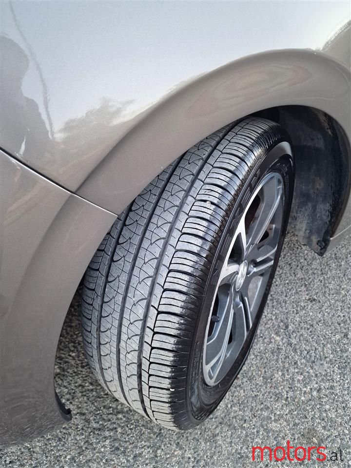 2014' Peugeot 208 photo #4