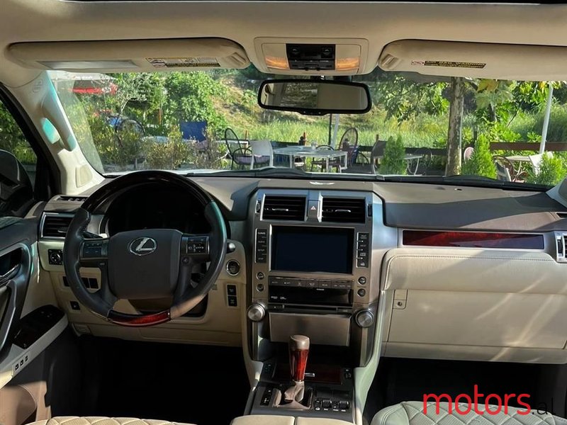 2011' Lexus GX 470 photo #4