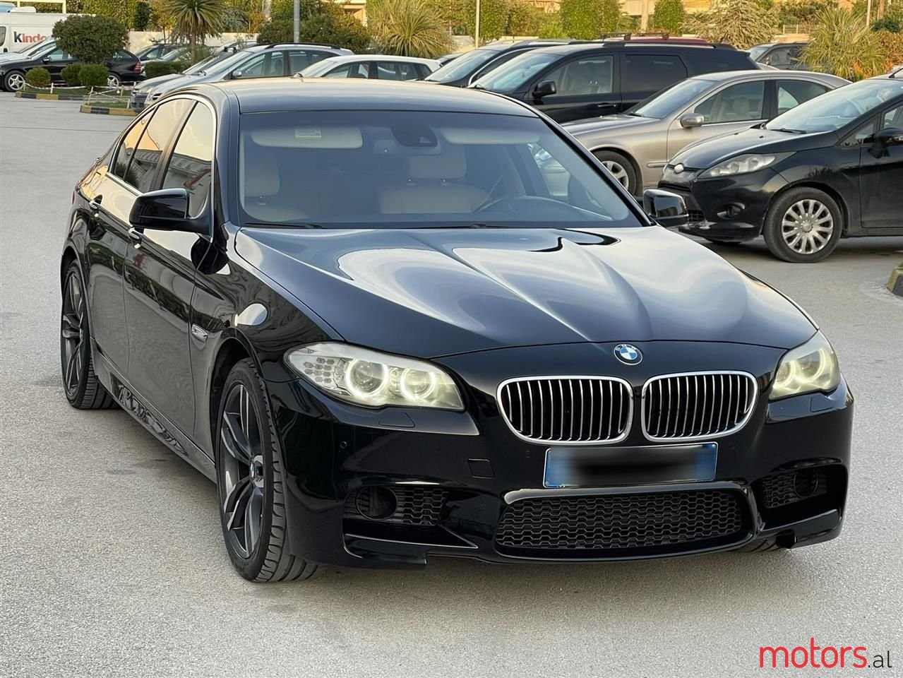 2012' BMW 528 photo #5