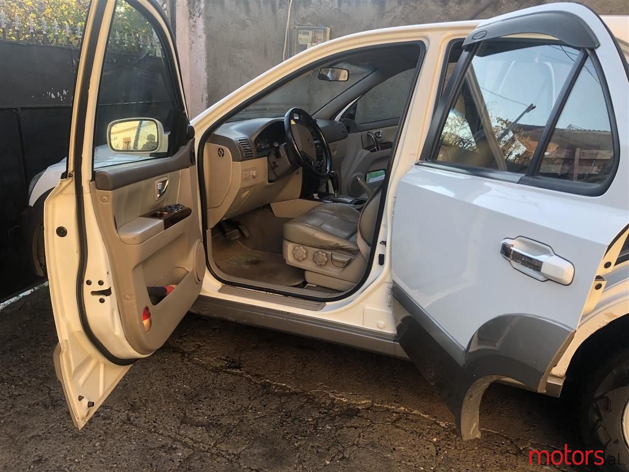 2005' Kia Sorento photo #1