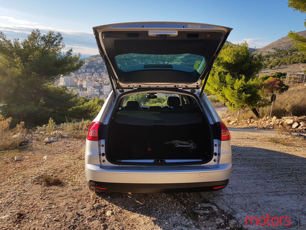 2009' Citroen C5 photo #2