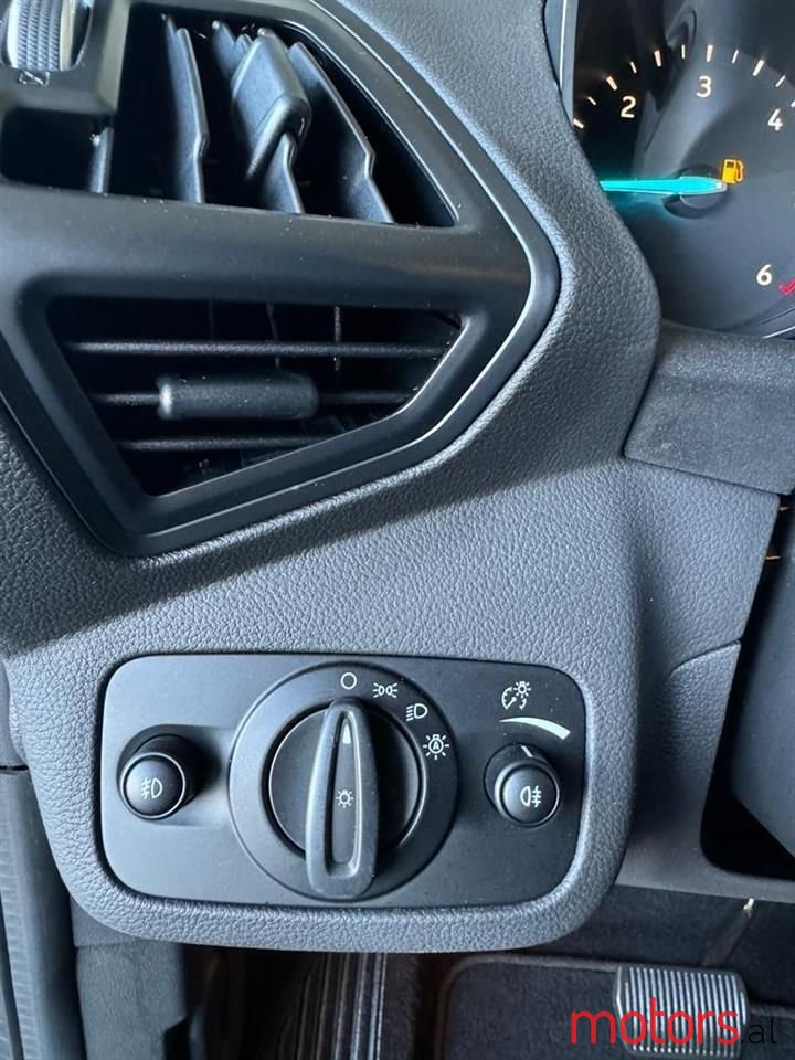 2018' Ford Kuga photo #6