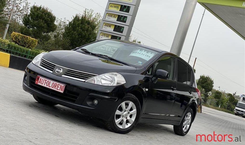 2008' Nissan Tiida photo #1