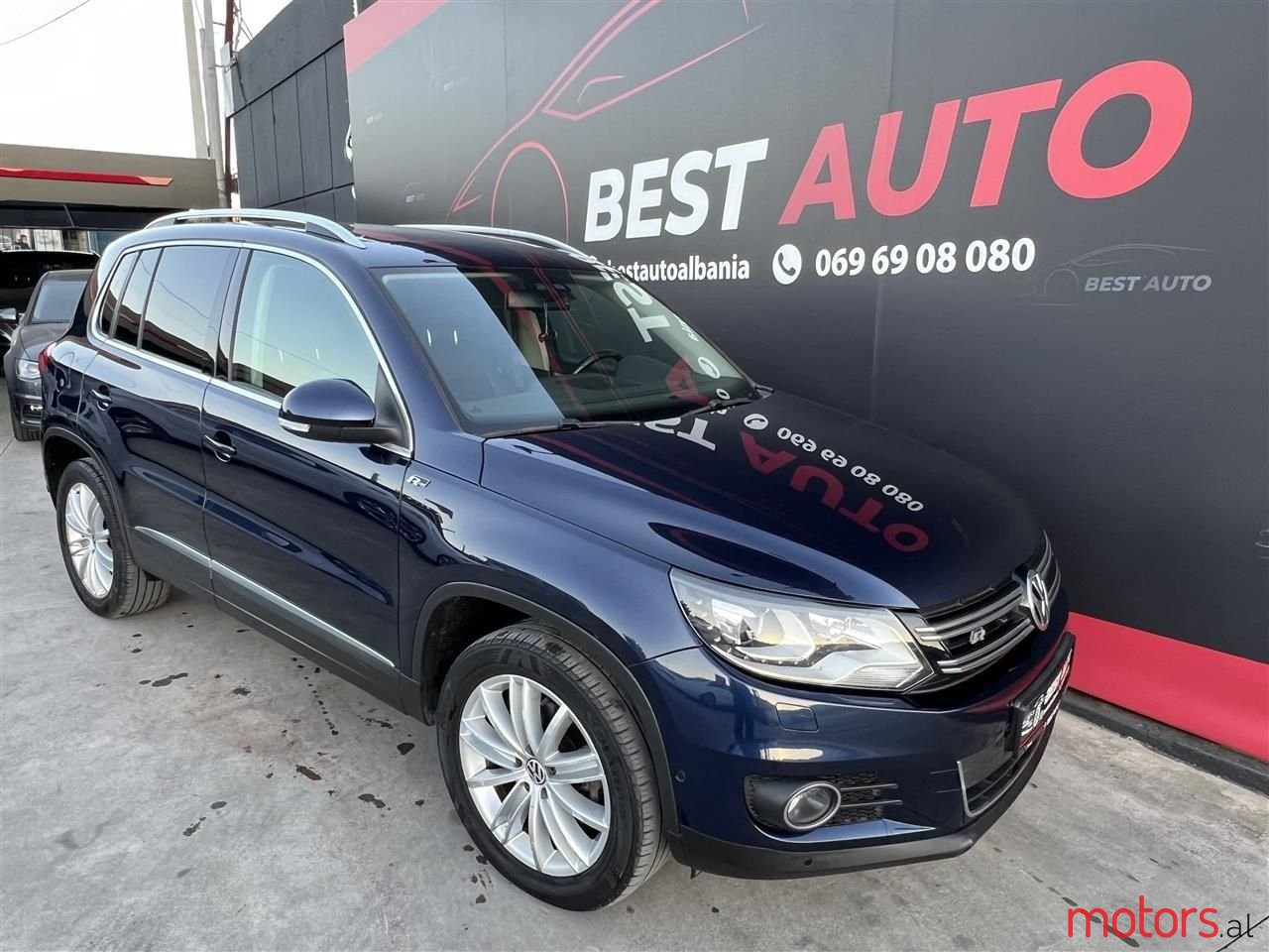 2013' Volkswagen Tiguan photo #4