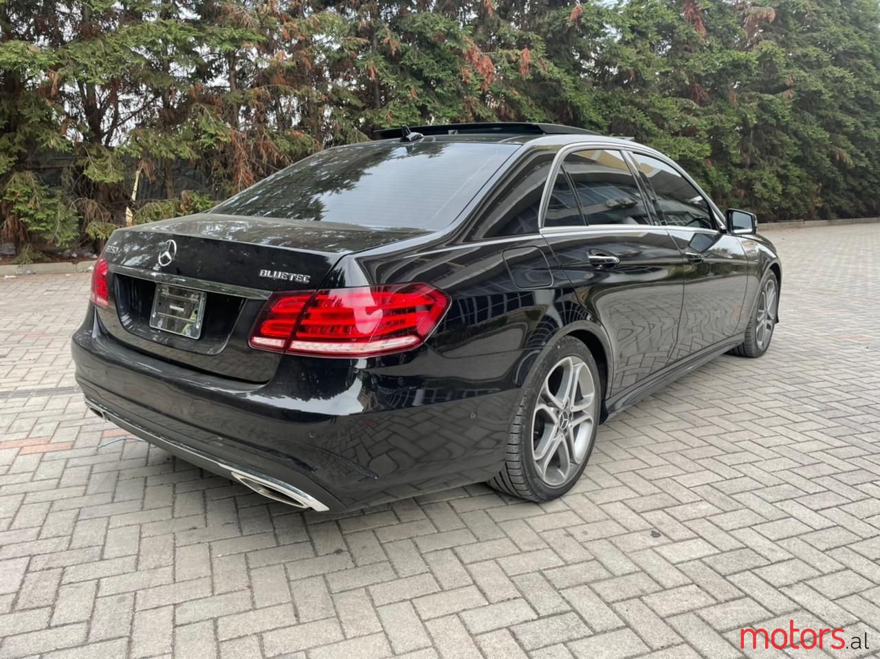 2014' Mercedes-Benz E 250 photo #5