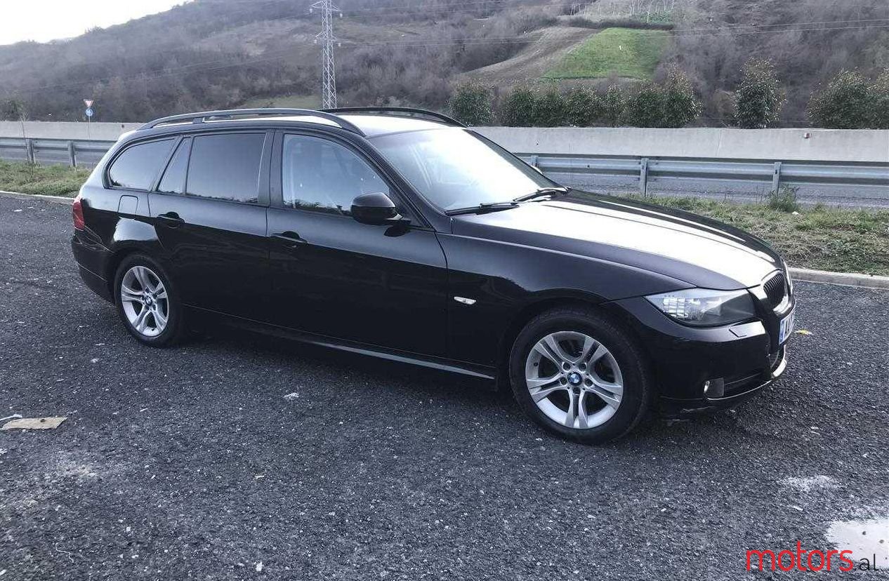 2009' BMW 320 photo #1